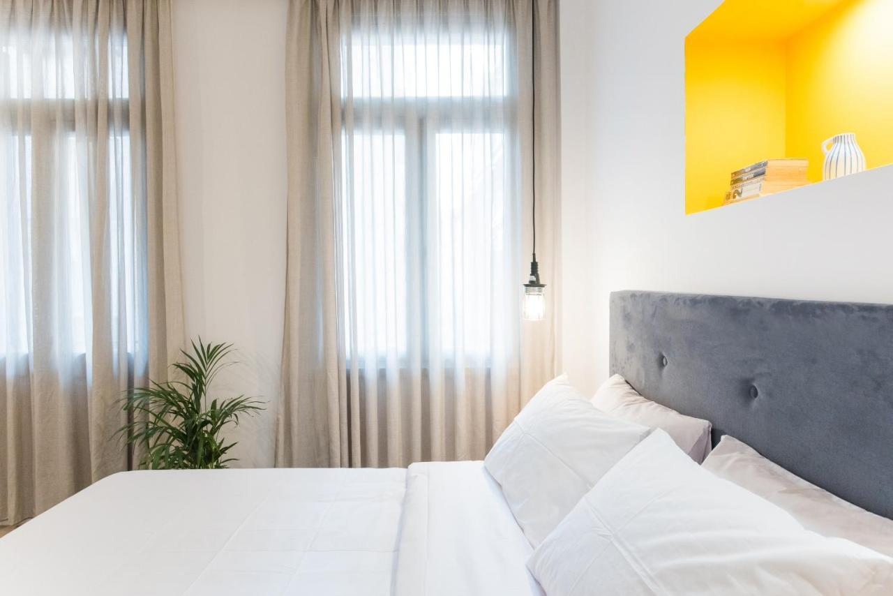 Monk Monastiraki Suites Athens Ngoại thất bức ảnh