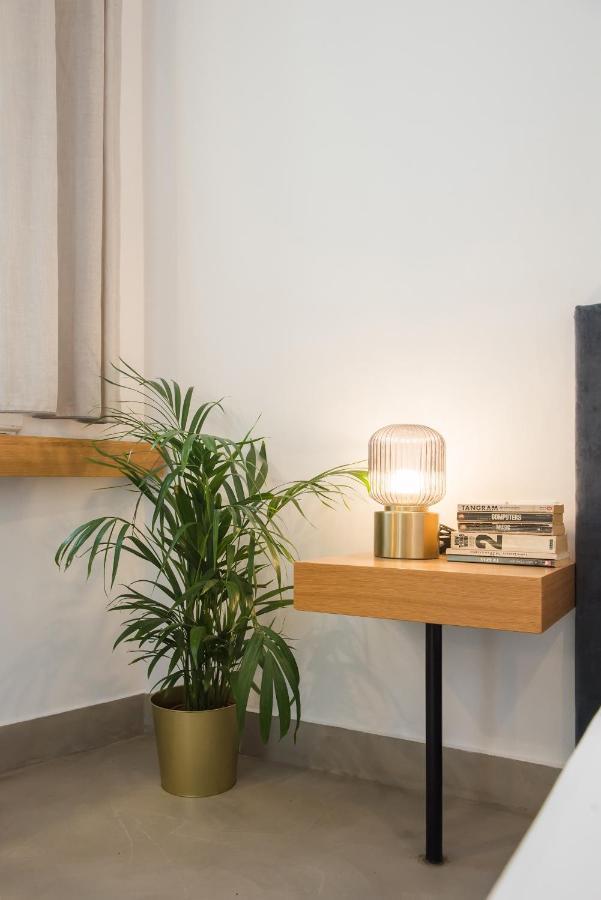 Monk Monastiraki Suites Athens Ngoại thất bức ảnh