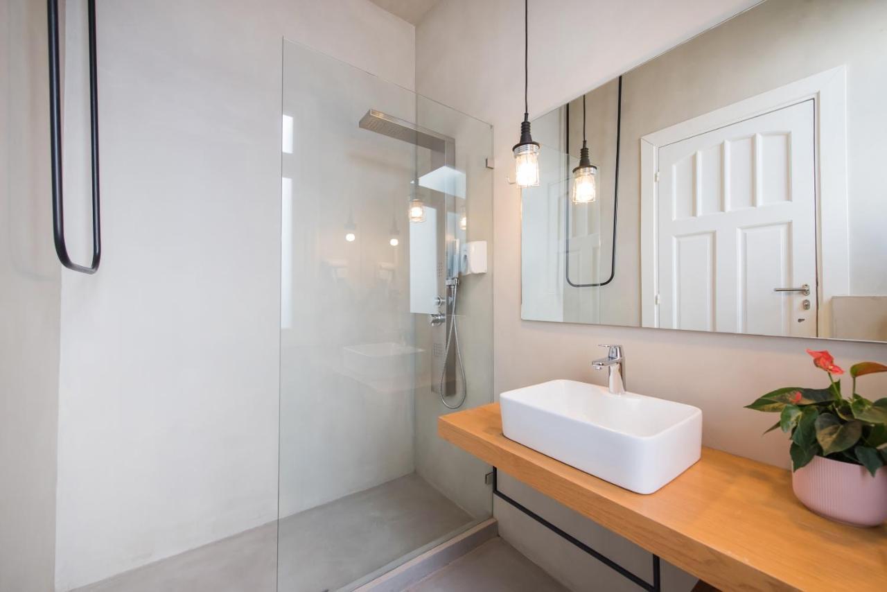 Monk Monastiraki Suites Athens Ngoại thất bức ảnh